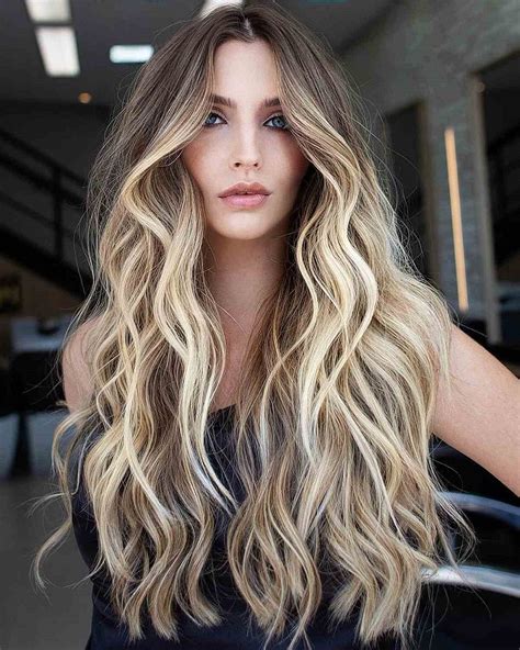 long blonde layered haircuts|magnificent long wavy blonde hair.